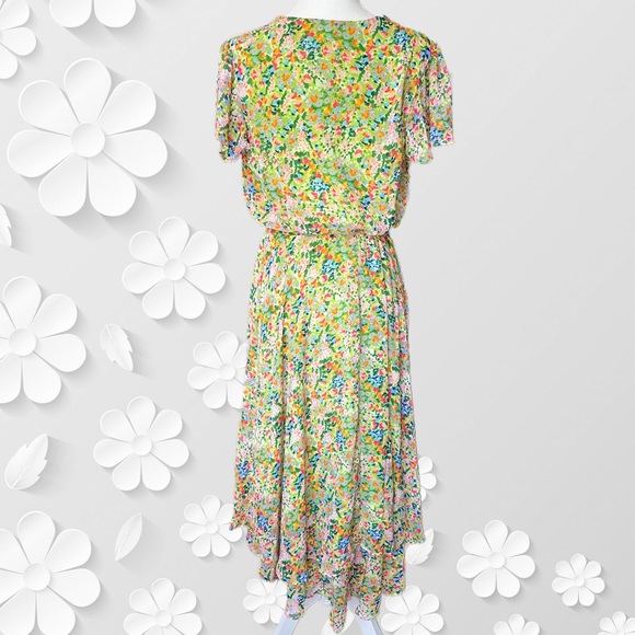 Sage Collective Floral Green Wrap Dress. - Picture 5 of 7